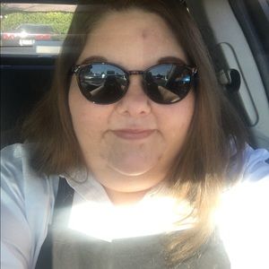 Meet your Posher, Ashli